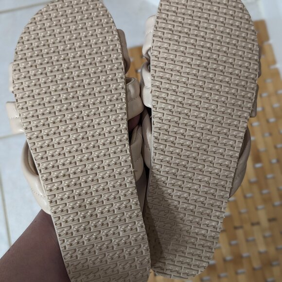 Billabong Serena Slider Sandals in Tan NWT Size 10 - Picture 3 of 3